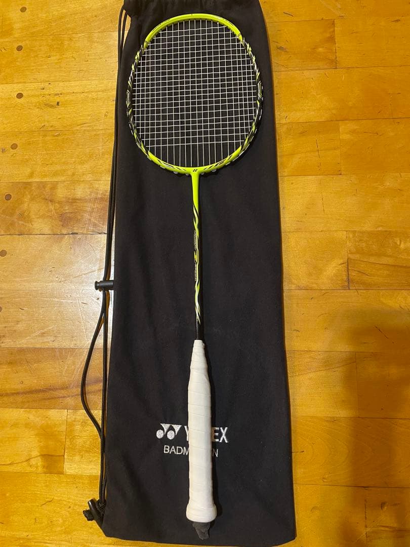 祭日セール超美品YONEX ナノレイＺスピードケース付き