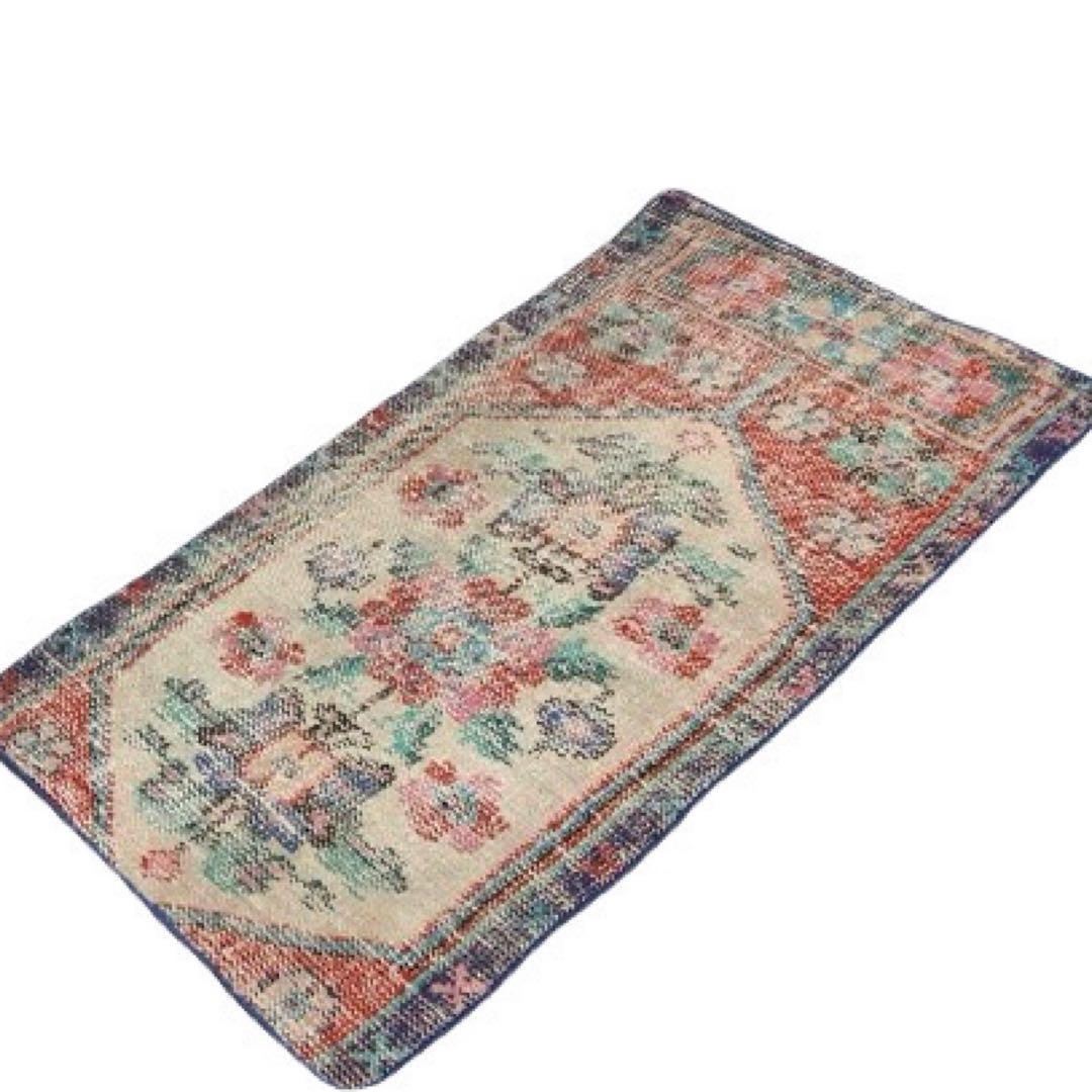 トルコヴィンテージラグ　テラコッタレッド　99×56 シャビー　ざっくり手織り