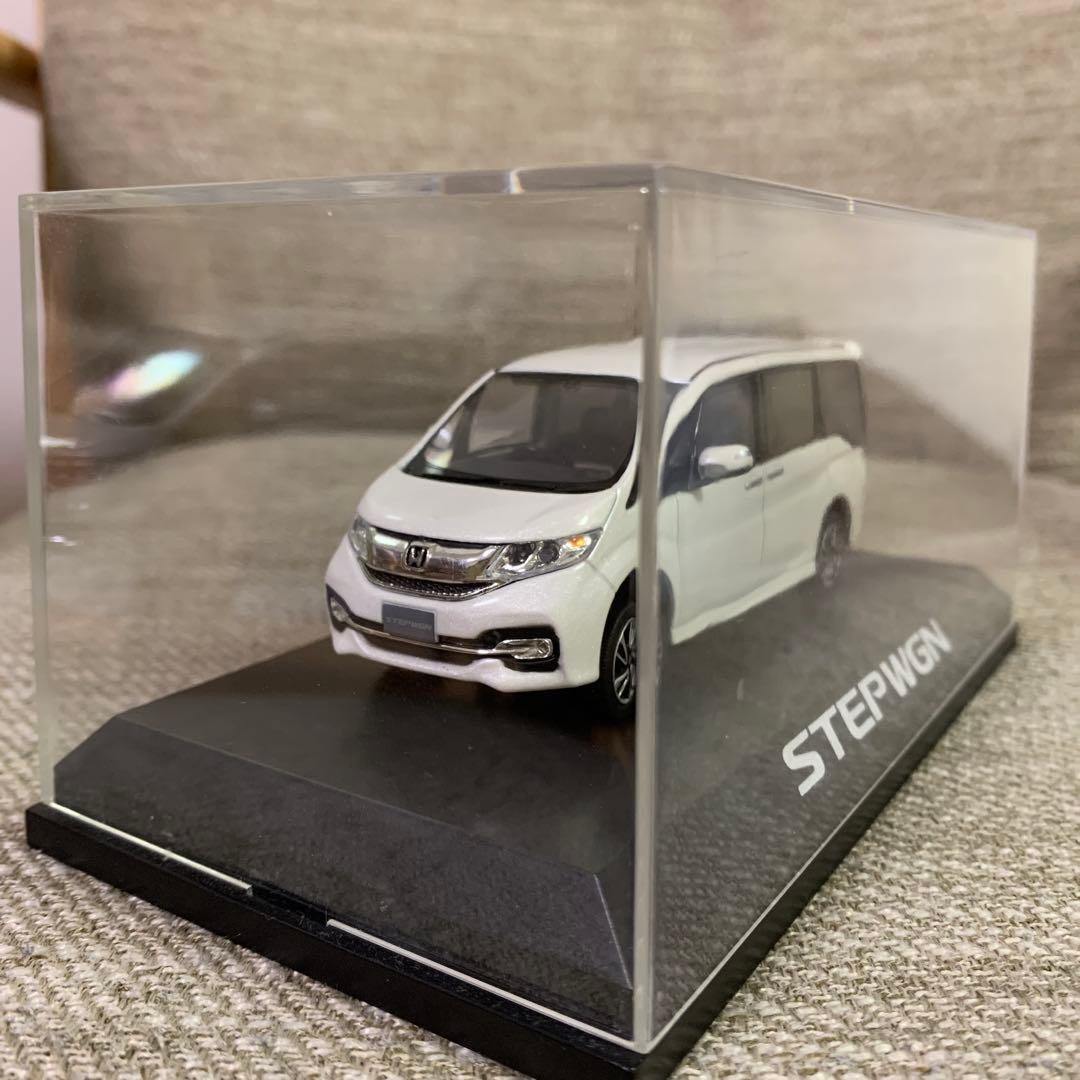 カラーサンプル　HONDA ステップワゴンrp