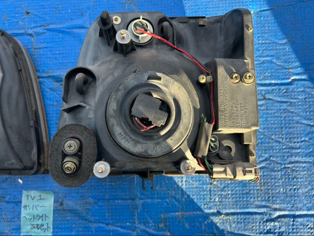 スバル　サンバー　TV1 ヘッドライト左右セット