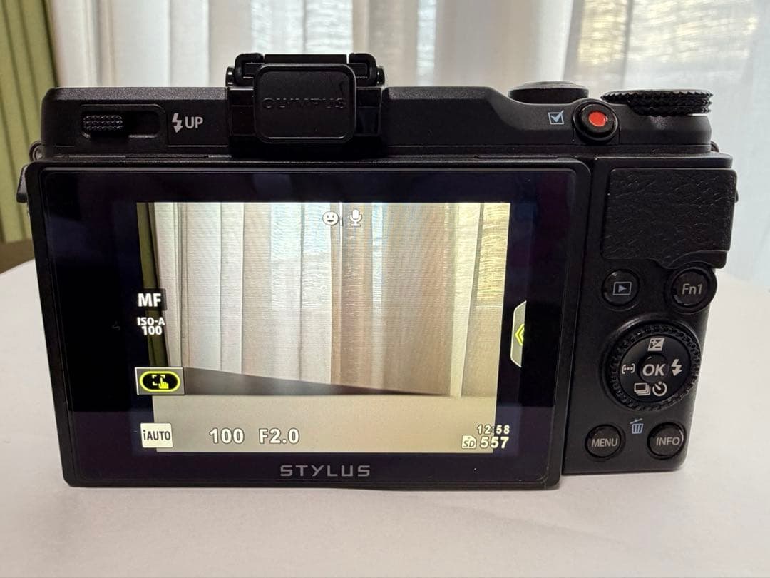 OLYMPUS STYLUS XZ-2 ブラック