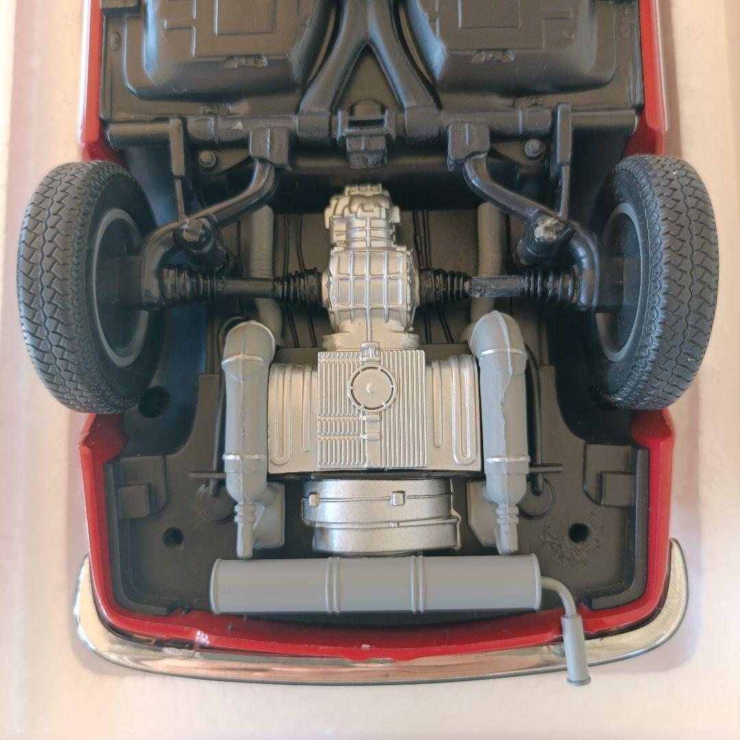 ミニチャンプス製 VW 1600 L 1970