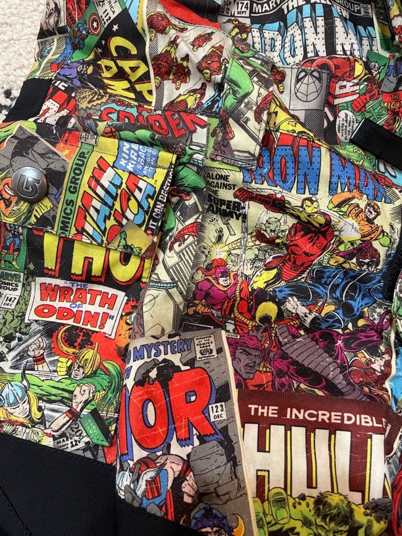 BURTON⭐️MARVEL⭐️スキーウェア⭐️3T
