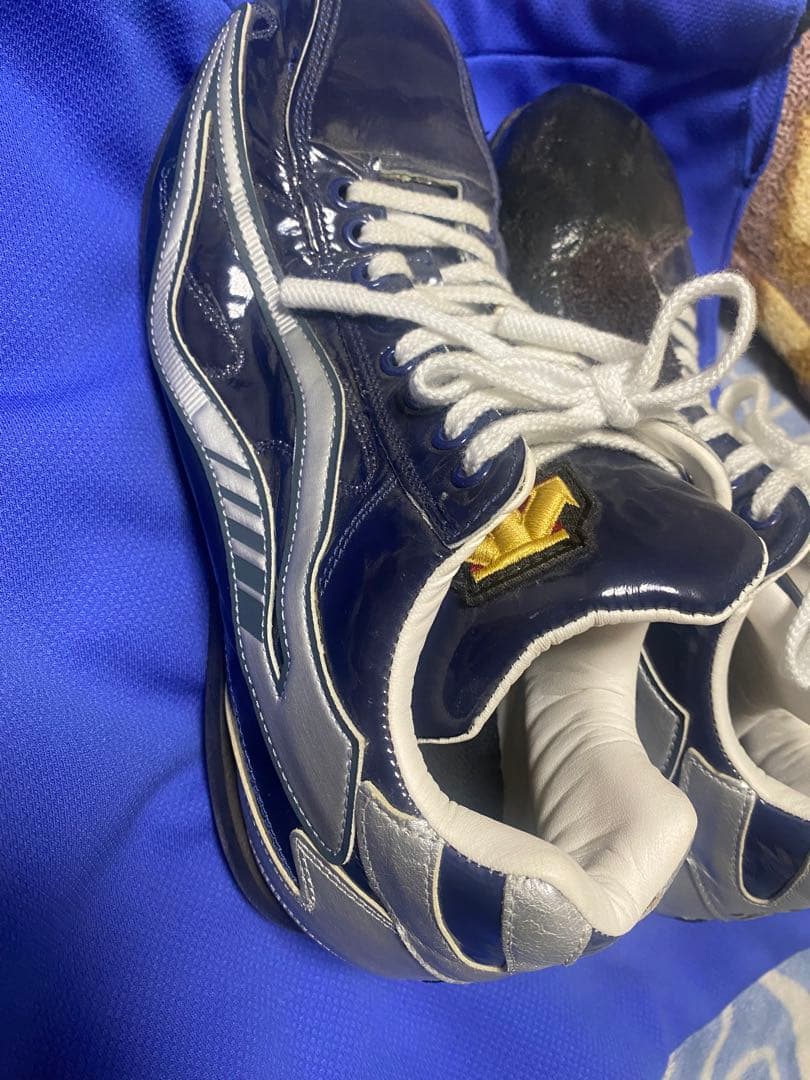 金子千尋選手サイン入りスパイク