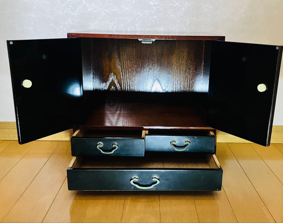 扇子模様の木製箪笥　時代箪笥　民芸箪笥　昭和レトロ　装飾金具　整理箪笥　桐箪笥