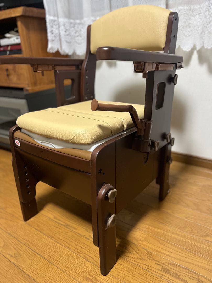 【新品未使用】家具調•高級スマート•トイレ NEO ポータブル　《半額以下！》