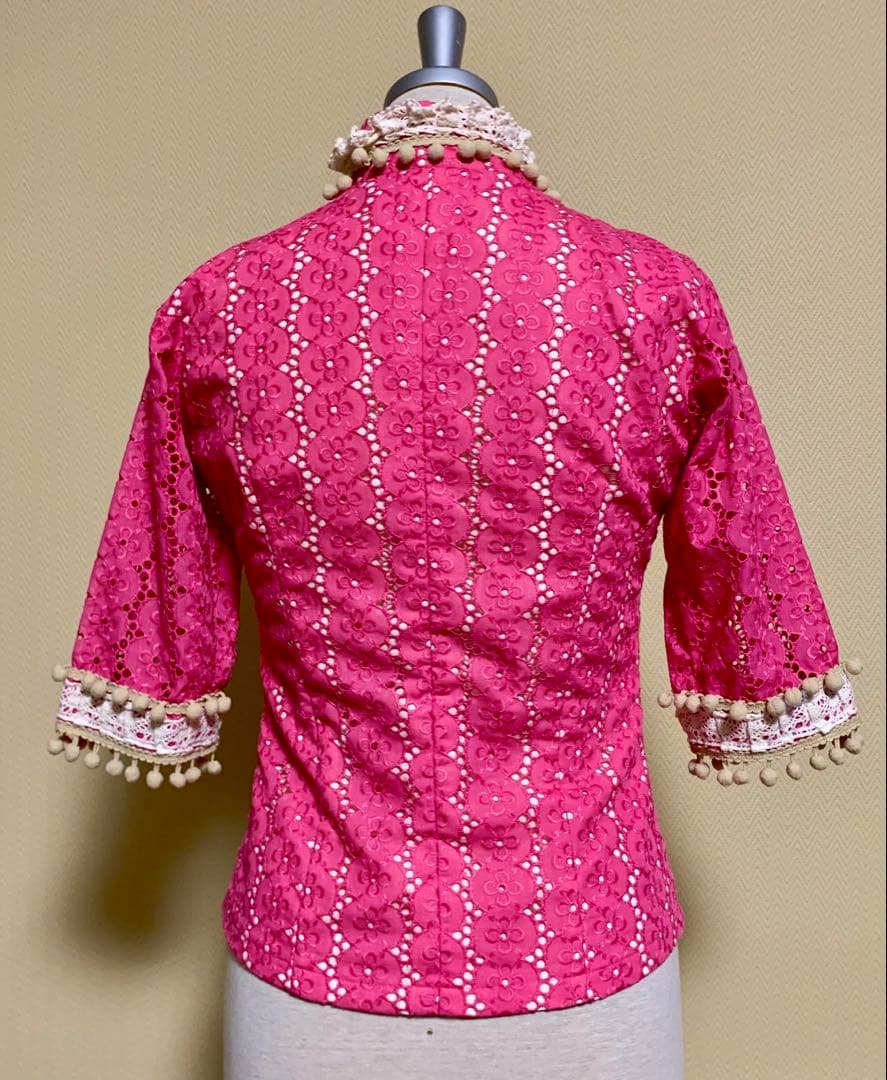 フラメンコ衣装　ソニアジョーンズ上下セット　ピンク✖️白　サイズS〜M