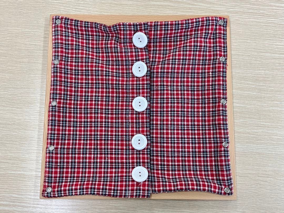 モンテッソーリ　着衣枠　12個セット