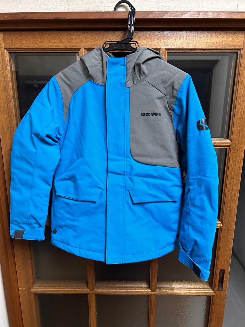 ボーイズボーダー必見［超美品］ボンファイア スノージャケット　ユースM size