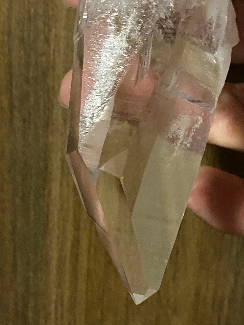 天然石　コロンビア　レムリアン　原石　ポイント　アイリス　虹多数　水晶　クォーツ