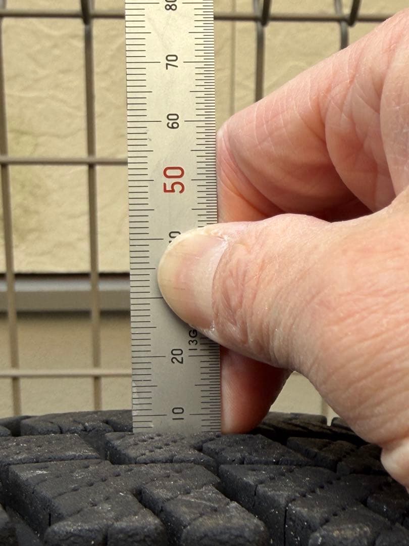 最終価格　引き取り限定　205/65R16 ブリヂストンVRX2 スタッドレス