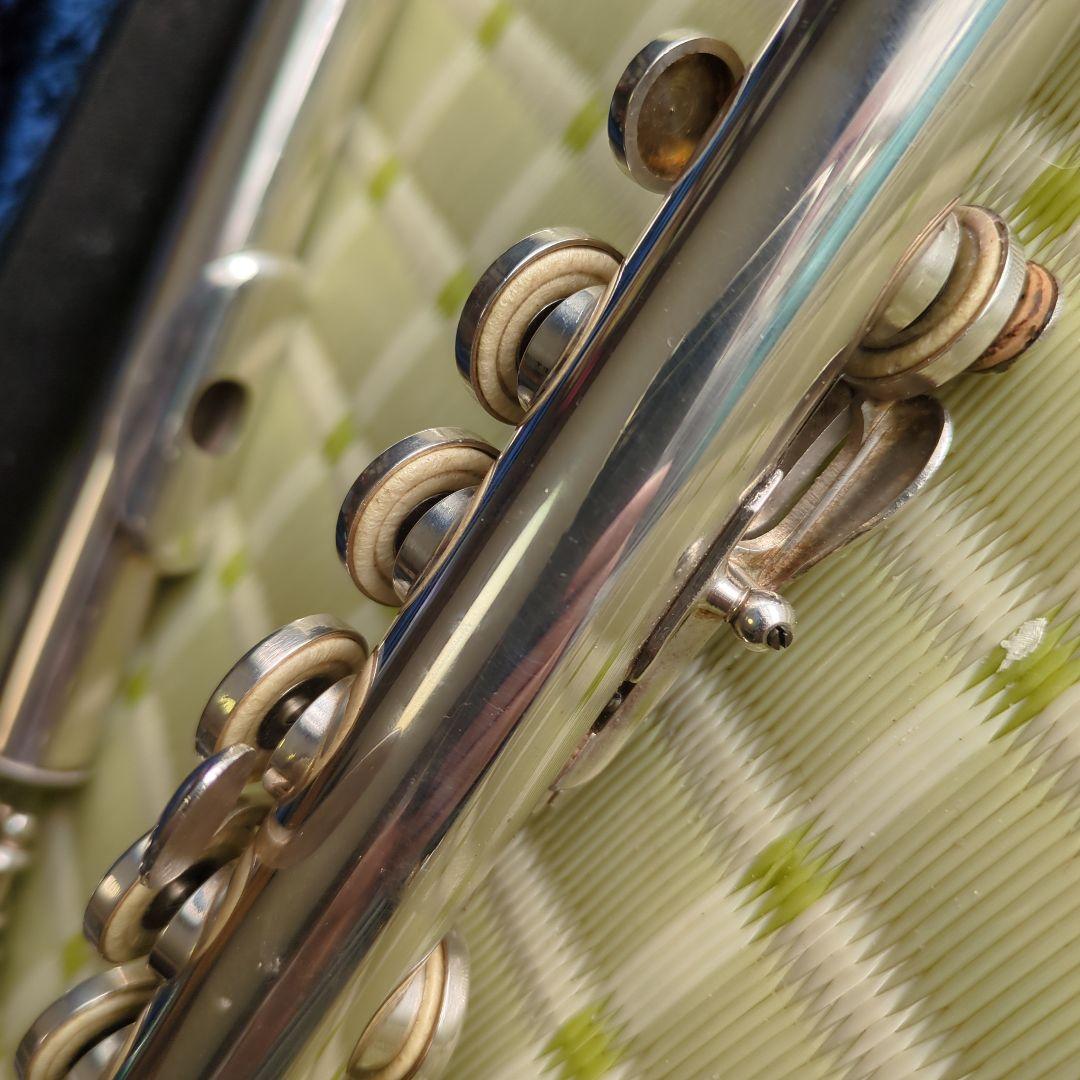 希少Paris Augusteフルート本体 ケース付き Parisの刻印