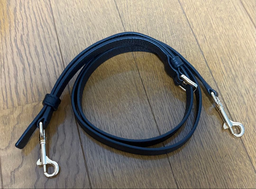 Tory Burch ブラックレザーハンドバッグ