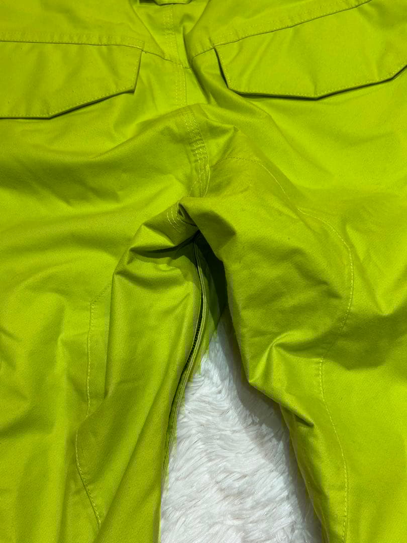 美品 BURTONスノーボードウェアカーゴパンツ メンズ L 蛍光ライムグリーン