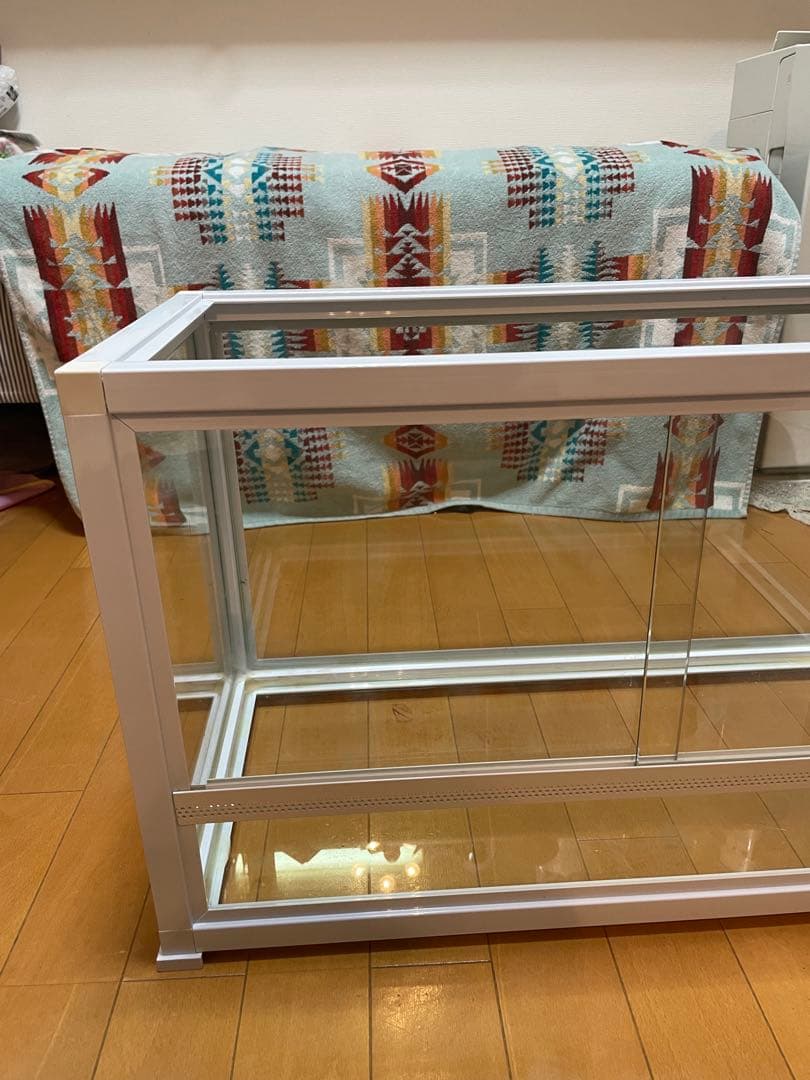 爬虫類ケージ　60×30×35 ホワイト　美品