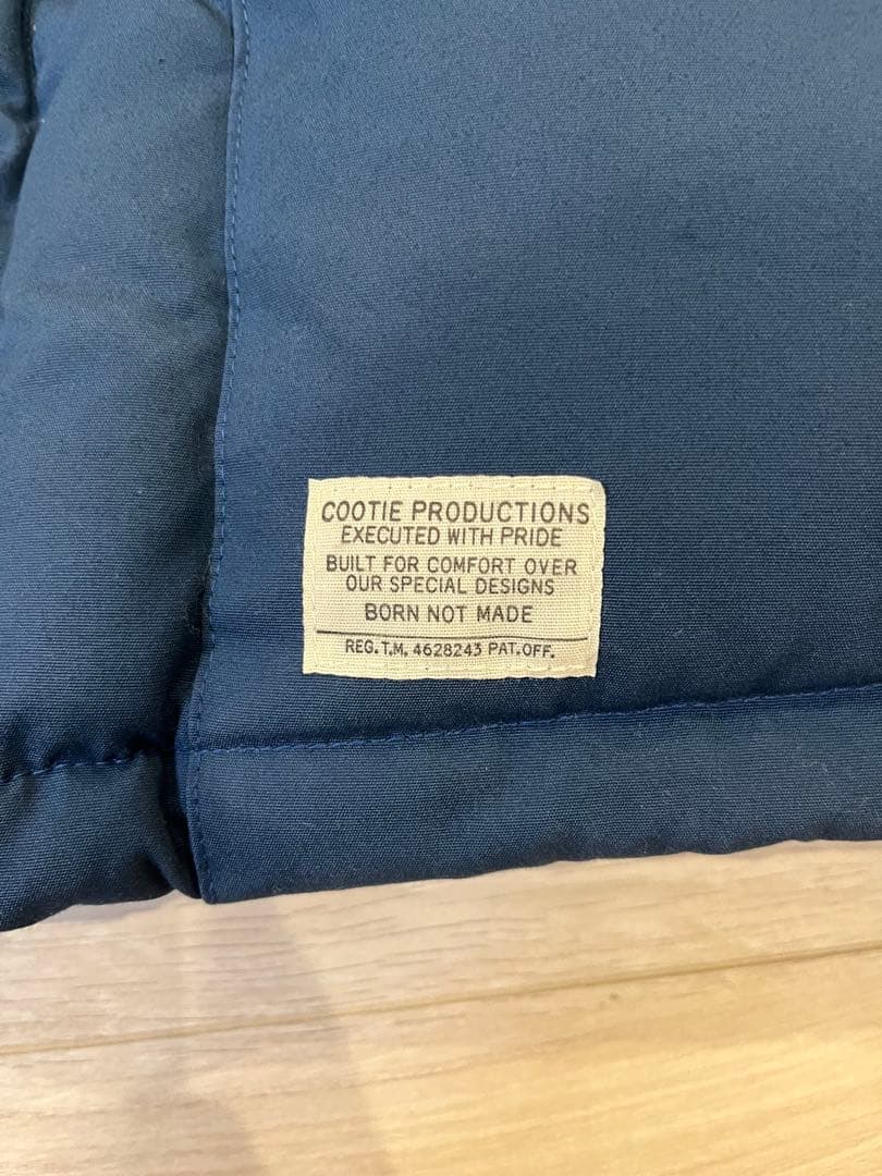 【ピン】Cootie ダウンジャケット