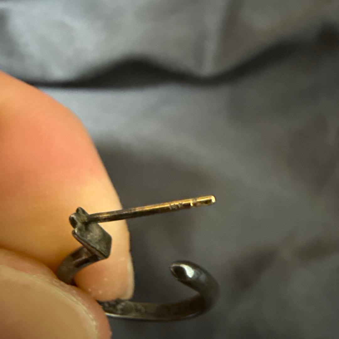 クロムハーツピアス　タイニーCHクロスフープ両耳