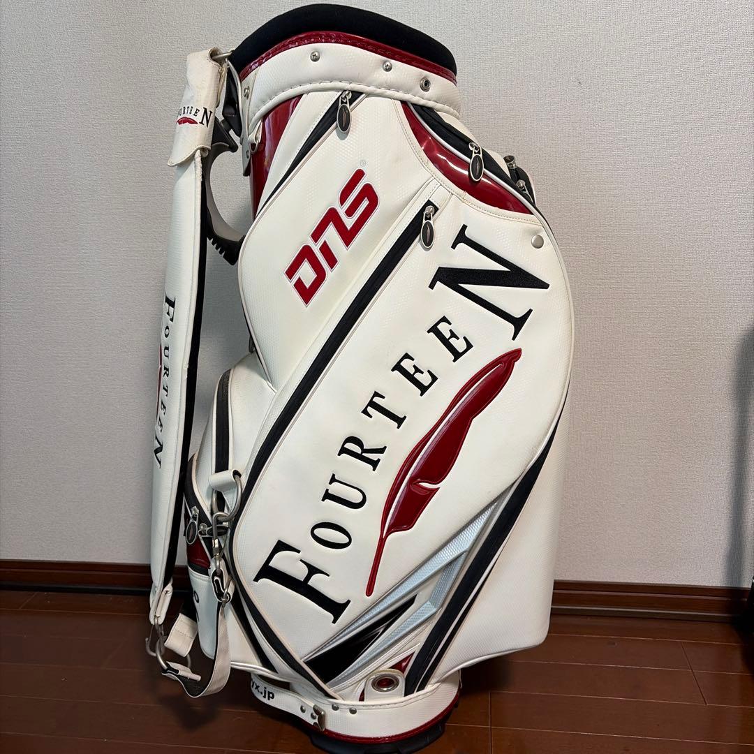 Fourteen UNDER ARMOUR プロ仕様　未使用品