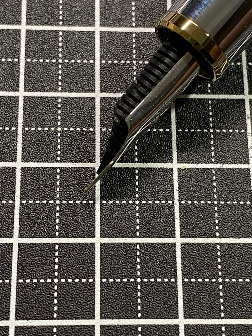 SAILOR HELLO KITTY 35th Anniversary 万年筆