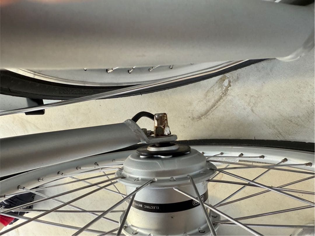 【やまやま】　wimo coozy シャンパンゴールド　電動アシスト自転車