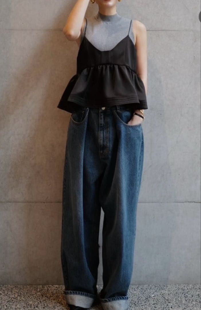 machatt サテンフレアキャミソール