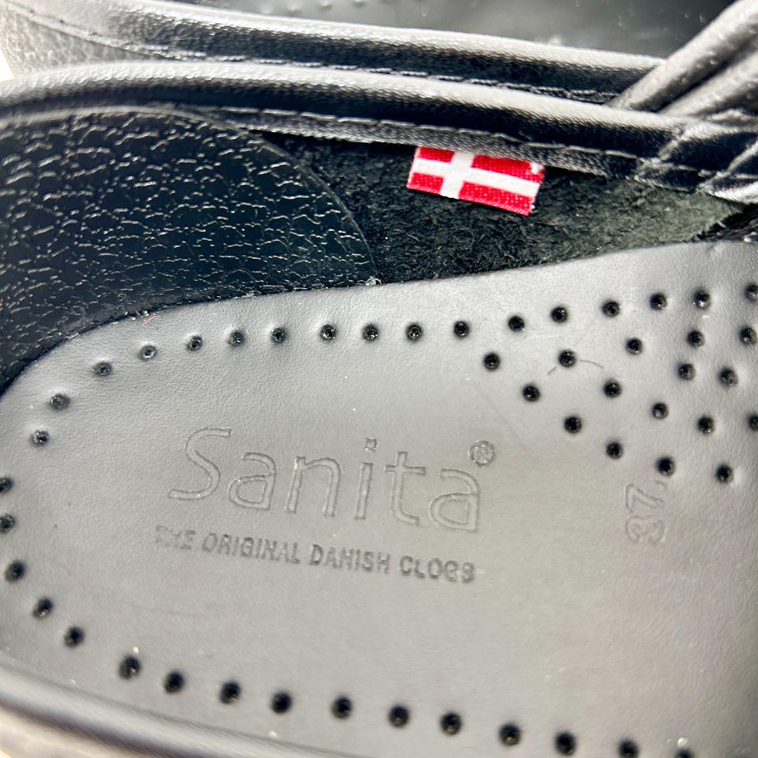 ✨極美品✨ 【Sanita】プロフェッショナル クロッグサンダル ブラック 37