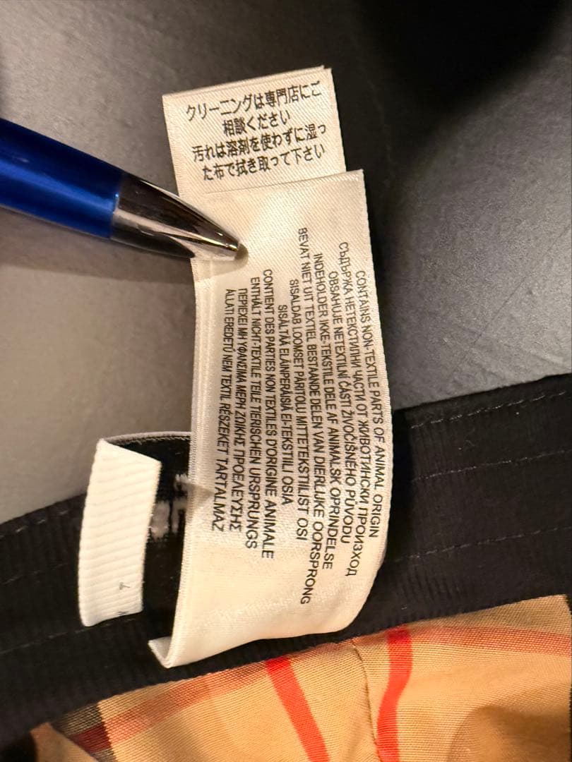 Burberryキャップタグ付正規品ブラック/ノバチェックsize XL