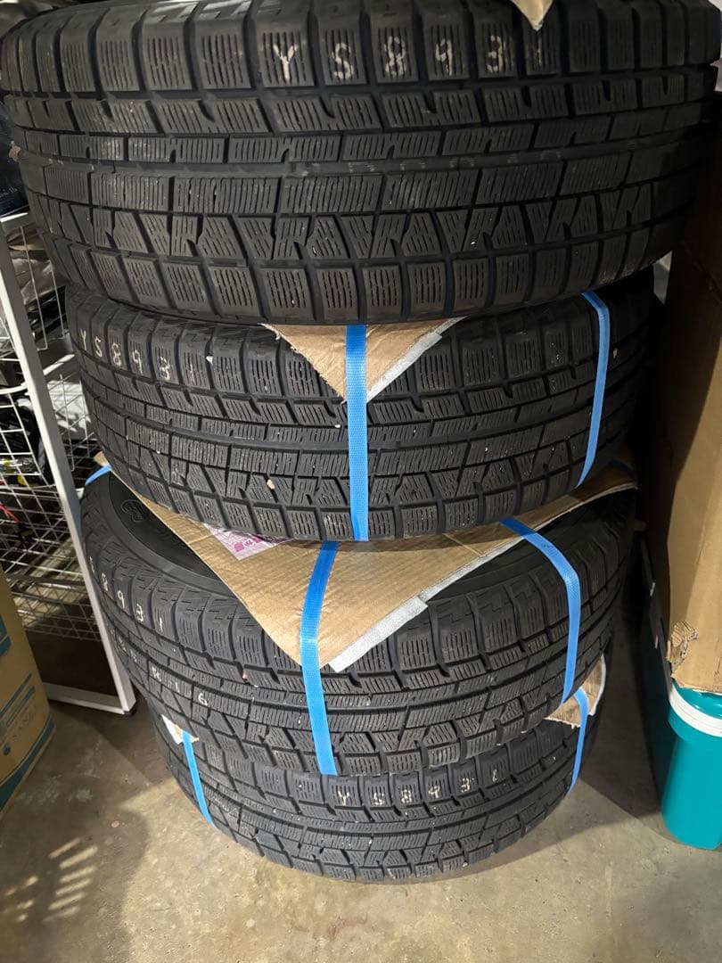 即購入 スタッドレスタイヤ バリ山 ヨコハマタイヤ