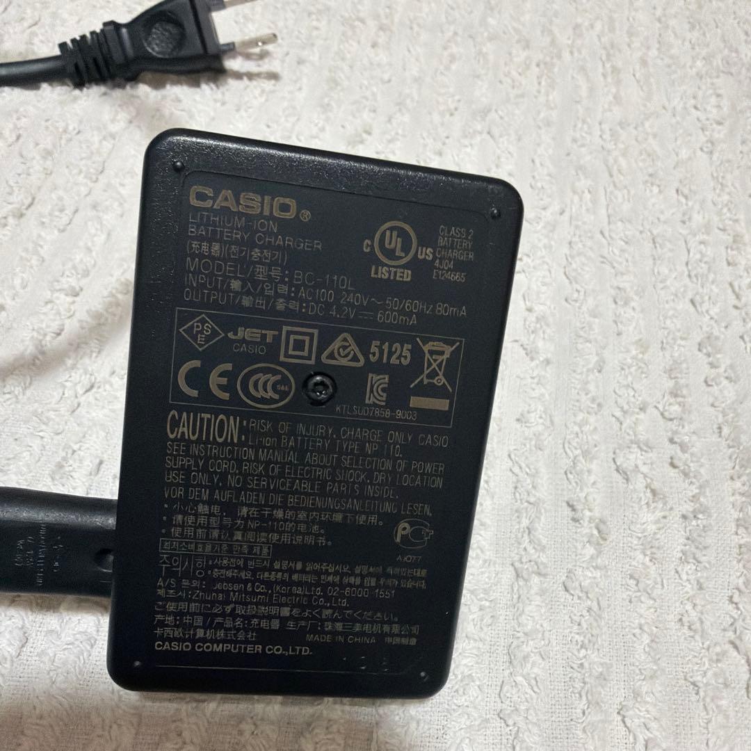 中古　CASIO EXILIM EX-Z2300 デジカメ