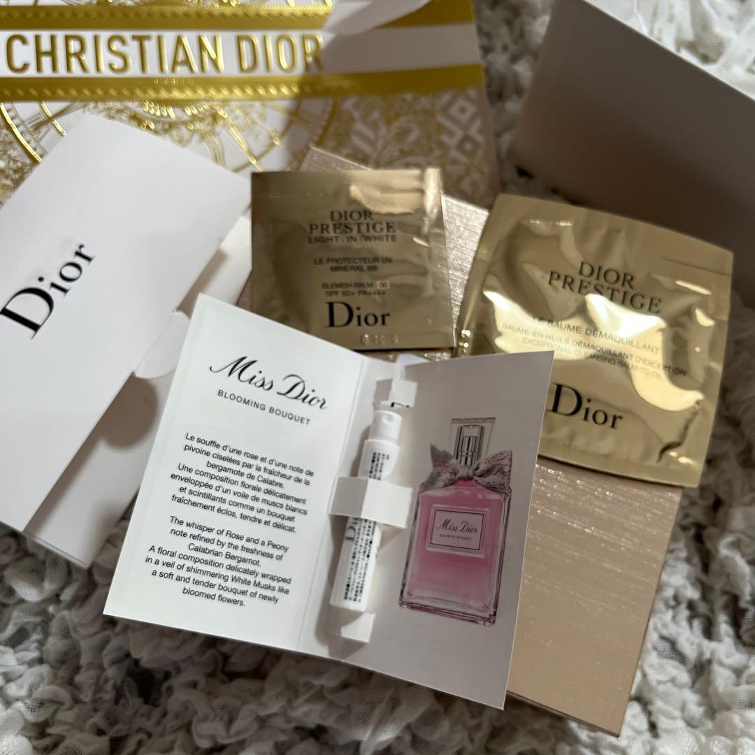 Lei Ra  Dior プレステージ マイクロコイルRセラ ム