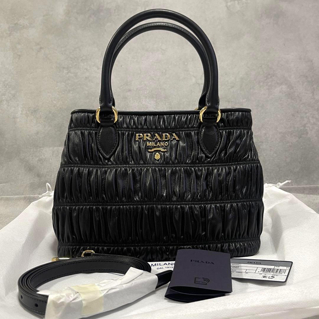 新品✨PRADA プリーツ ナッパレザー 2way ハンドバッグ ブラック