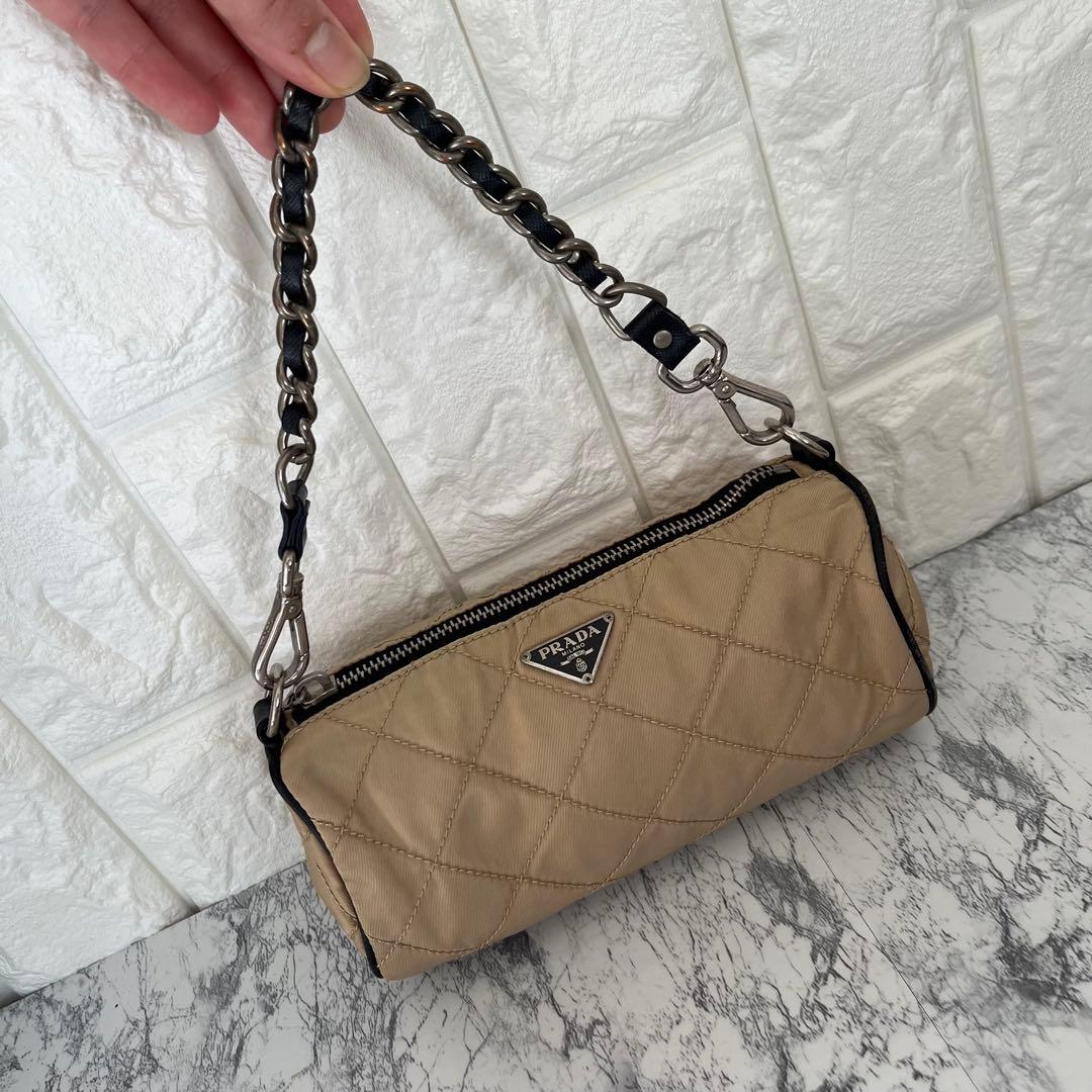 美品 PRADA プラダ 三角プレート キルティング チェーン ハンドバッグ