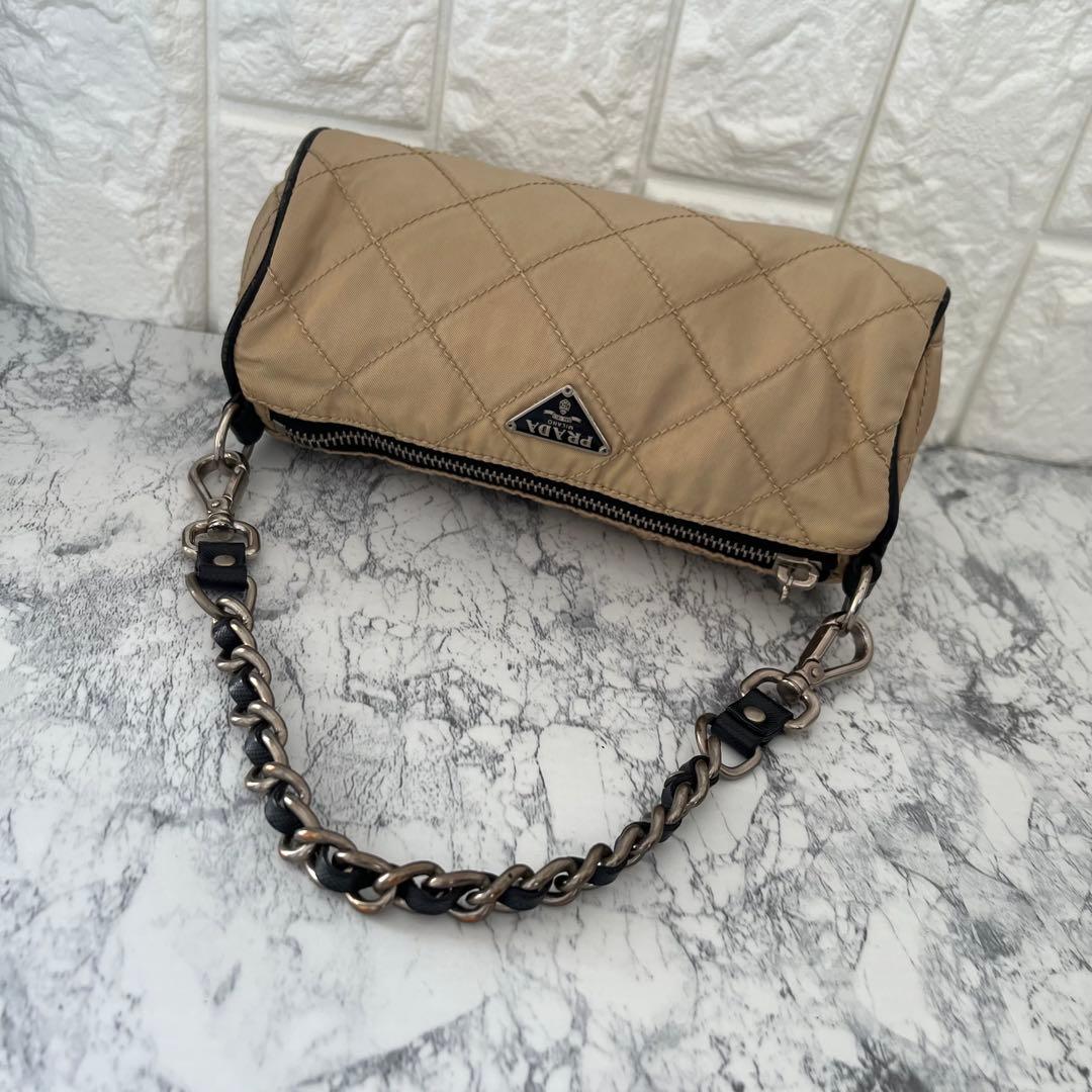 美品 PRADA プラダ 三角プレート キルティング チェーン ハンドバッグ