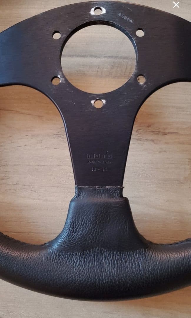 【中古美品本物】MOMOジェット35Φ正規品ホーンボタン付き♪