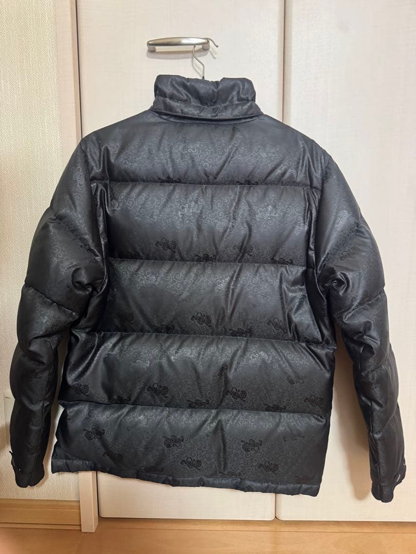 【専用】オニツカタイガー　フード付きブラックダウンジャケット　メンズM