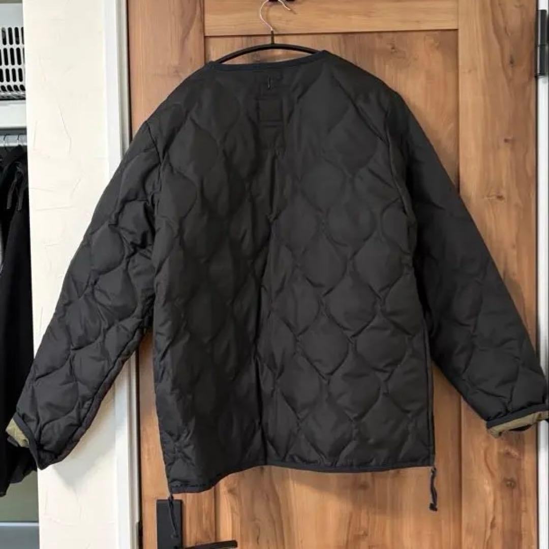 タイオン　ダウンジャケット　ユニセックス　Lサイズ　ブラック