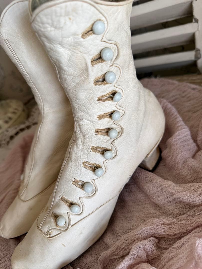 フランスアンティーク希少！ヴィクトリアンウェディングレザーボタンブーツ白