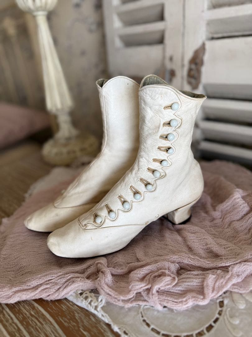 フランスアンティーク希少！ヴィクトリアンウェディングレザーボタンブーツ白