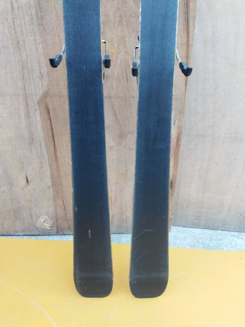 ディナスター　DYNASTAR スキー板　CONTACT 09 グレー