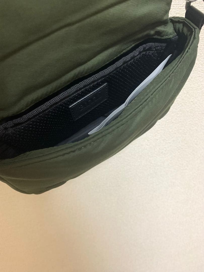 専用　アミパリスAmi de Coeur コンパクトショルダーバッグ　カーキ