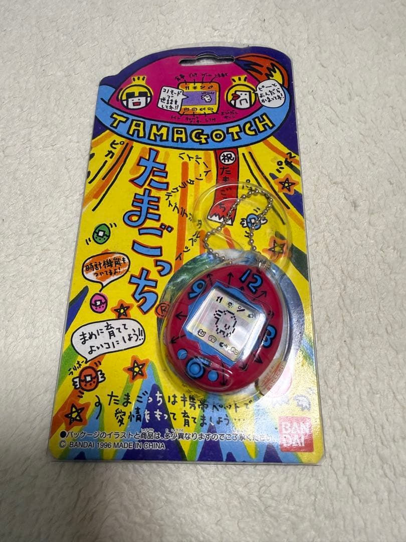 バンダイ たまごっち 赤　レッド