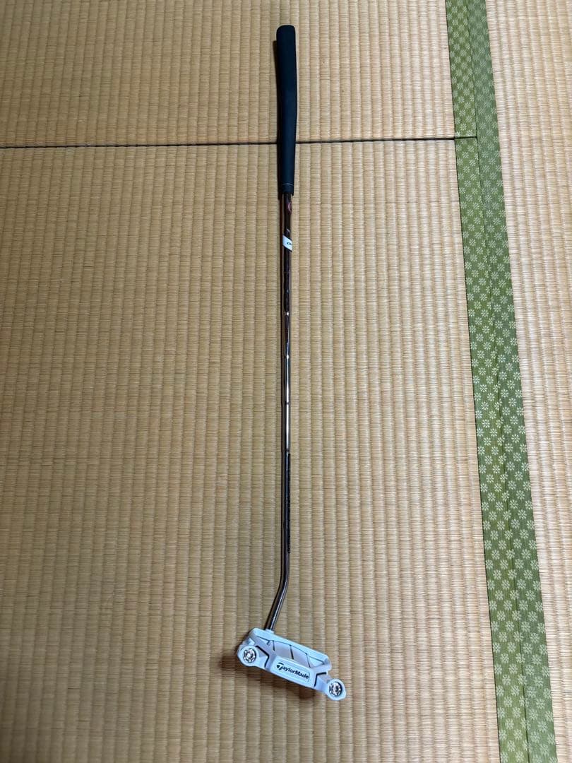 【極美品】テーラーメイドスパイダーゴーストパター33インチ
