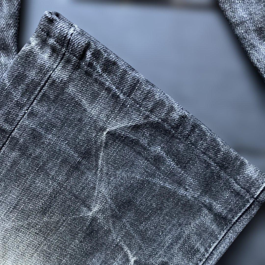 美シルエットCIVARIZEストレートデニム ブラックダメージ加工美品　44