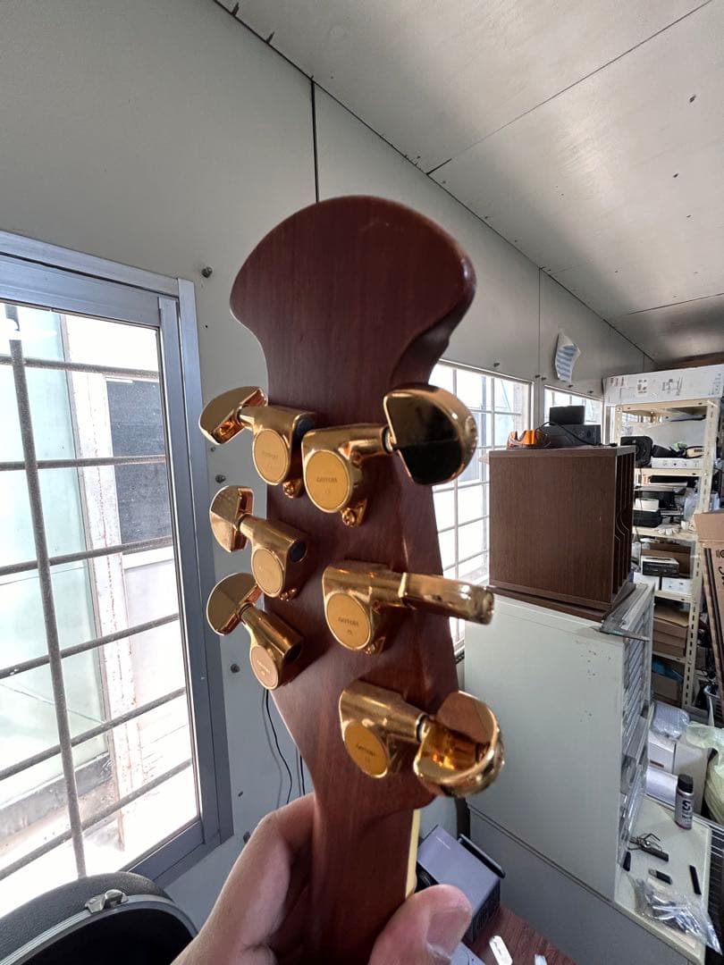 Ovation エレアコ　ギター 韓国製　美品　CSE44 ハードケース付き