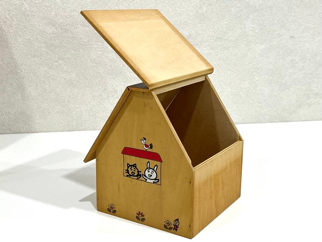 f057 超希少　昭和　レトロ　ちびまる子ちゃん　救急箱　赤十字マーク