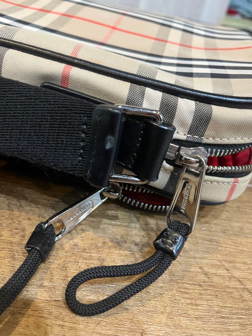 BURBERRY チェック柄ショルダーバッグ