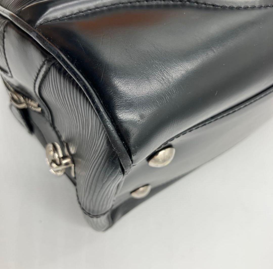 LOUIS VUITTON エピ ボーリング モンテーニュGM M59312