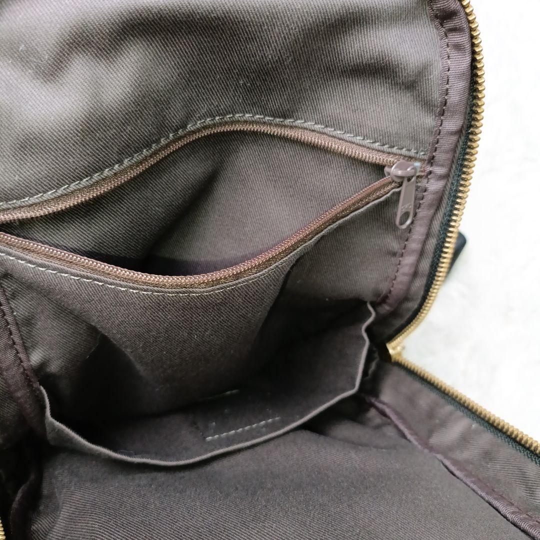 極美品・新同■russet モノグラム ボディバッグ ブラック×ブルー