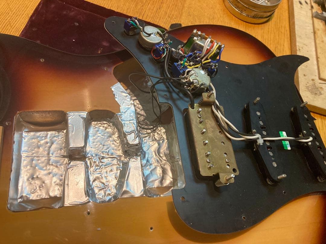 ☆限界値下☆美品　モディファイで新機能満載　Elioth S305 SSH ST