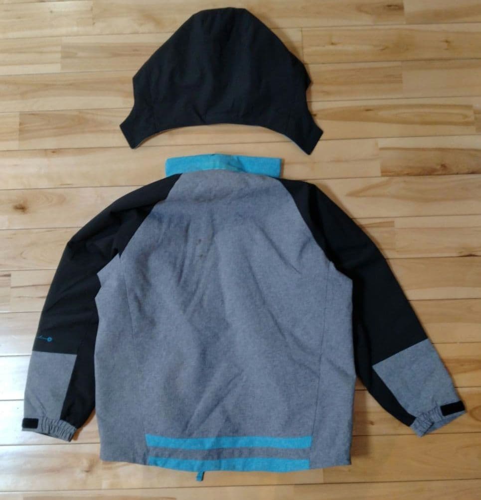 送料込み）デサント　ジュニア　スキーウエア　HEAT NAVI